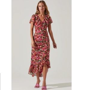 ASTR The Label Vilma Floral Ruched Midi Dress
Red multi floral Medium